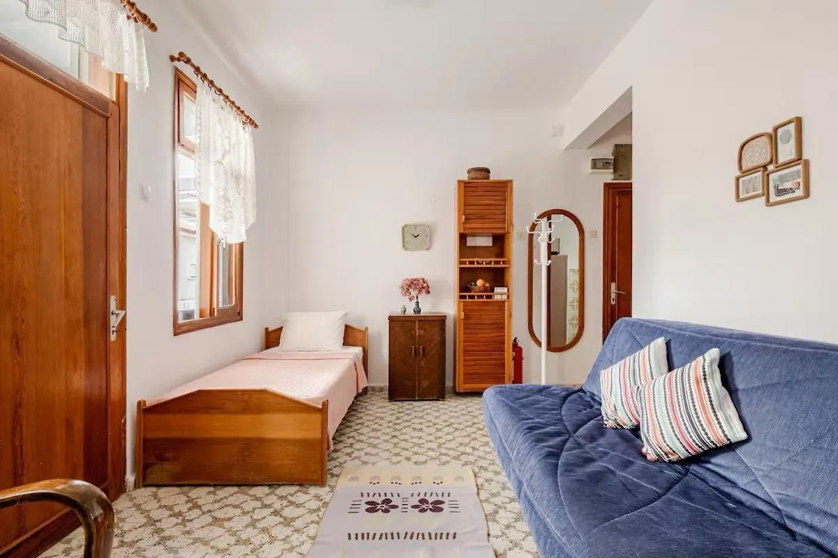 Peaceful Apartment 150 M From The Sea Kusadası 0*,  Turcja