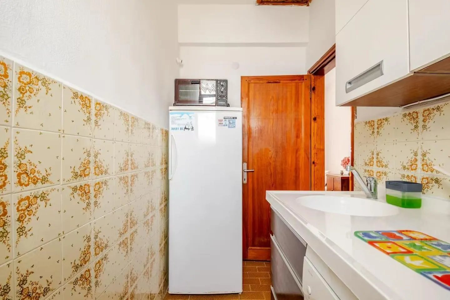 Peaceful Apartment 150 M From The Sea Kusadası
